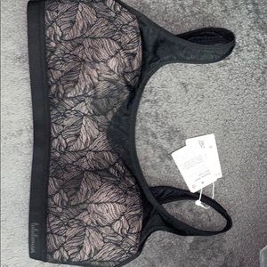 Lululemon Black Shadow Mesh Bra Leaf
